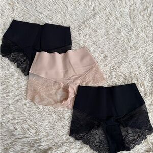 SPANX Undie-tecatable panties small